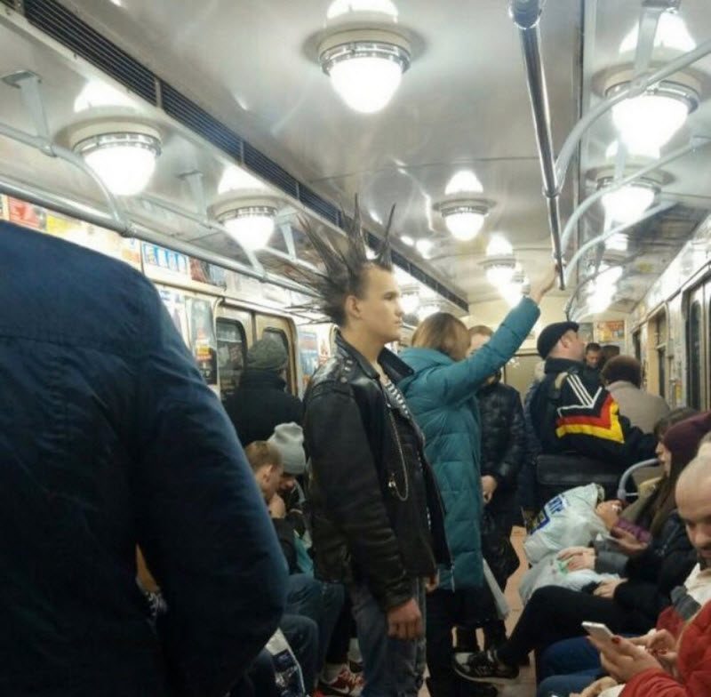 Модники из российского метрополитена