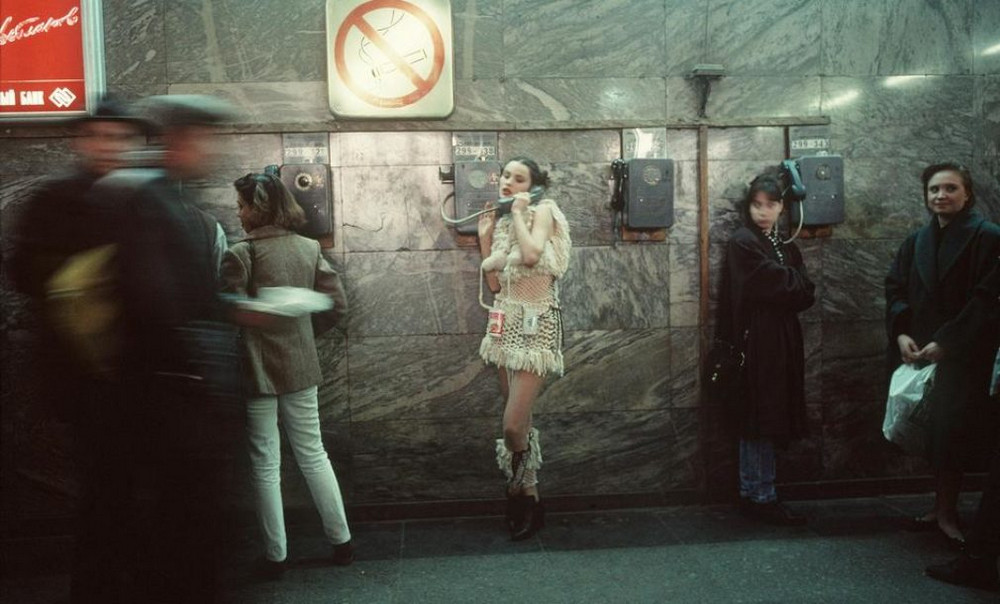 Лихие 90-е в России глазами французского фотографа Лиз Сарфати