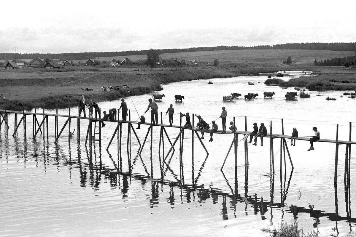 Атмосферные фотографии Свердловска 1980–90-х годов Ивана Галерта