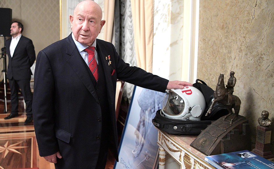 Умер советский космонавт Алексей Леонов