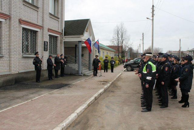 В Вологде депутат решил себя увековечить