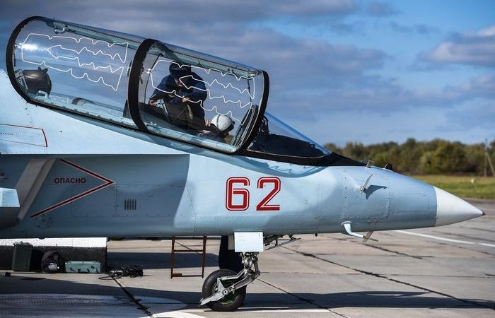 Зачем наносят узор на кабину ЯК-130 Зачем наносят узор на кабину ЯК-130
