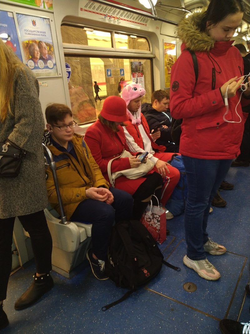Модники из российского метрополитена