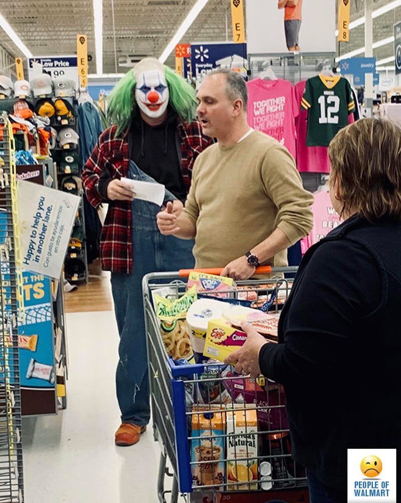 Экстравагантные покупатели Walmart