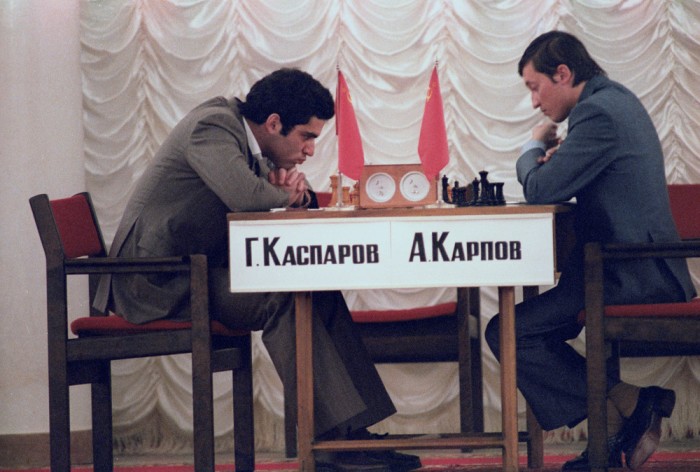 Игра в шахматы как феноменом советской действительности Игра в шахматы как феноменом советской действительности
