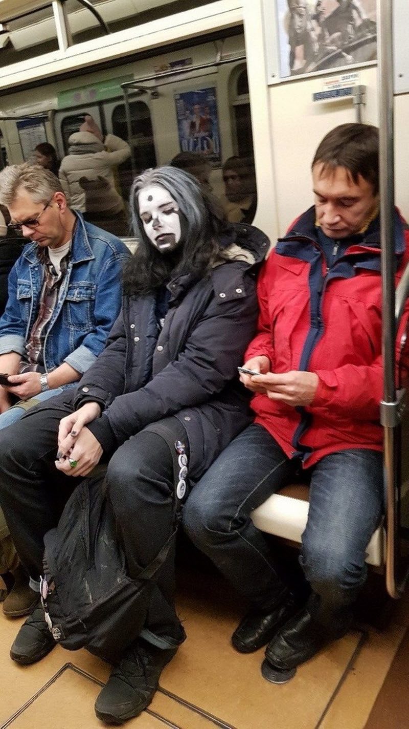 Модники из российского метрополитена