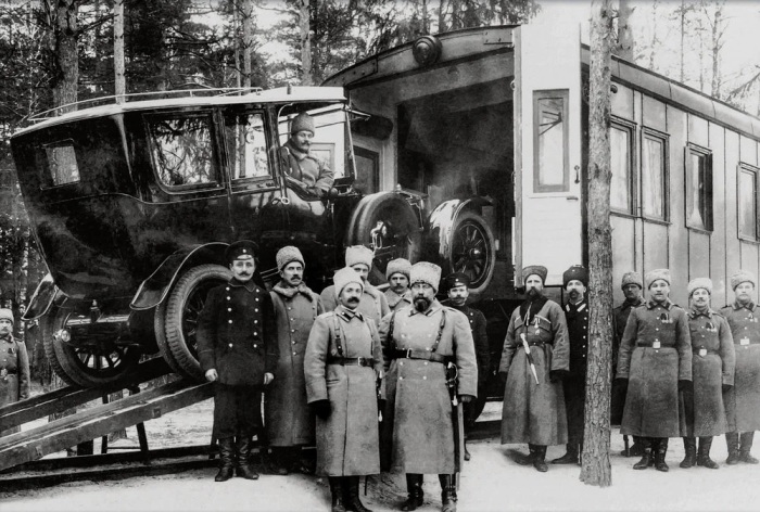 Автопарк императора Николая II Автопарк императора Николая II