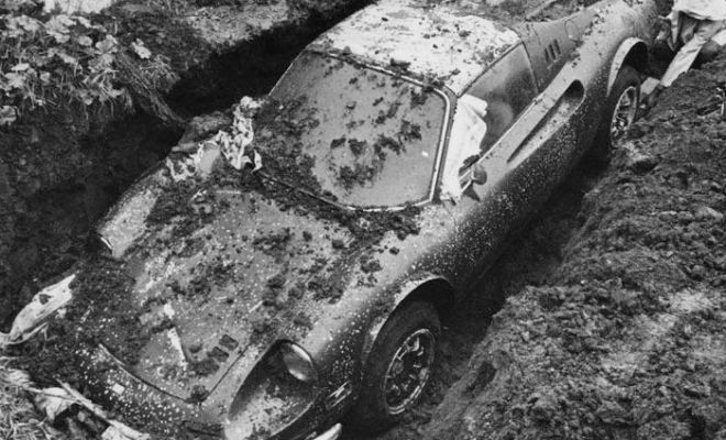 В земле 50 лет назад спрятали раритет В земле 50 лет назад спрятали раритет