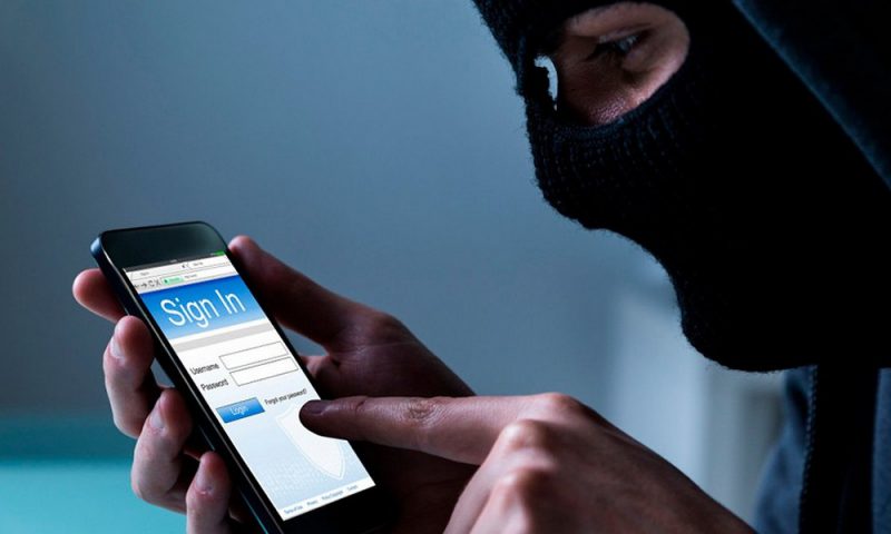 Какую информацию нельзя предоставлять по телефону незнакомым Какую информацию нельзя предоставлять по телефону незнакомым
