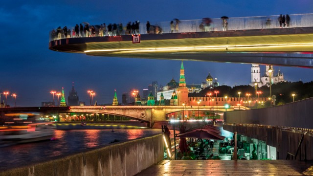 Госдуме предложили раздать людям 1 трлн рублей просто так    