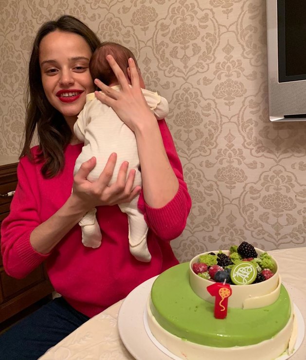 Звезды, ставшие родителями в 2019 году Звезды, ставшие родителями в 2019 году