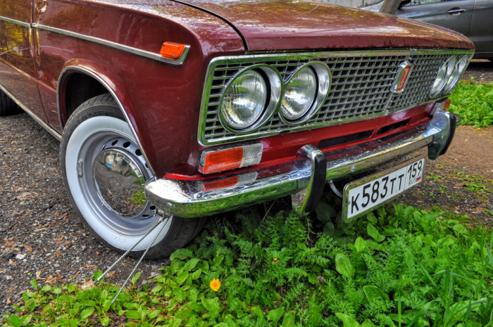 Зачем нужны были «усы» на бампере старых авто Зачем нужны были «усы» на бампере старых авто