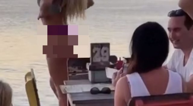 Когда на свидании с девушкой и пытаешься не смотреть на горячую фотосессию рядом