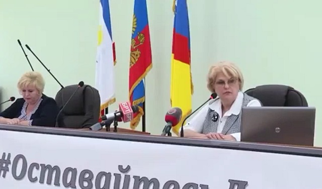 Глава администрации Алушты Галина Огнёва: "чтоб они сдохли, эти собачки"