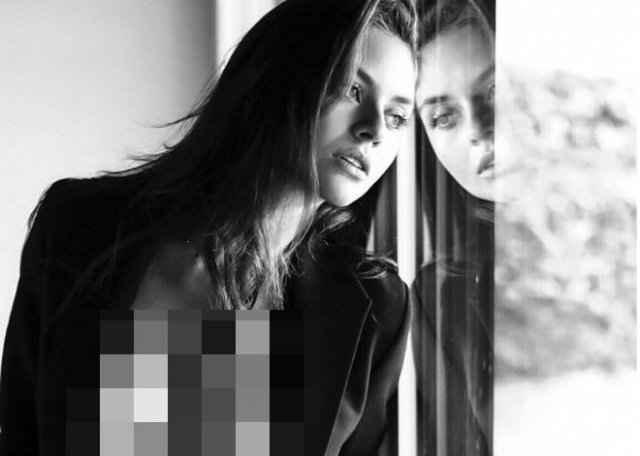 Фото для взрослых: девушки без бюстгальтеров