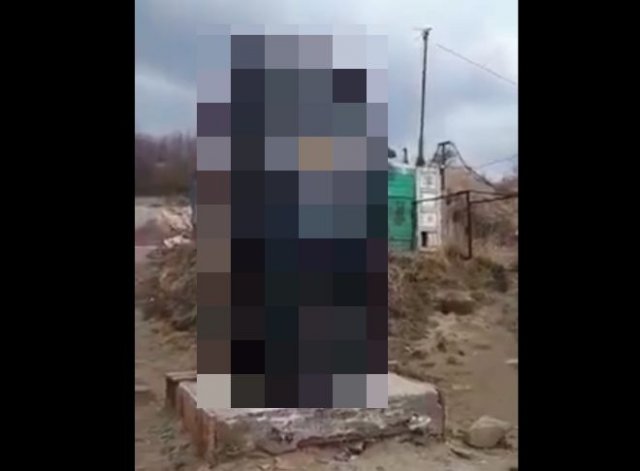Очень необычная уличная уборная