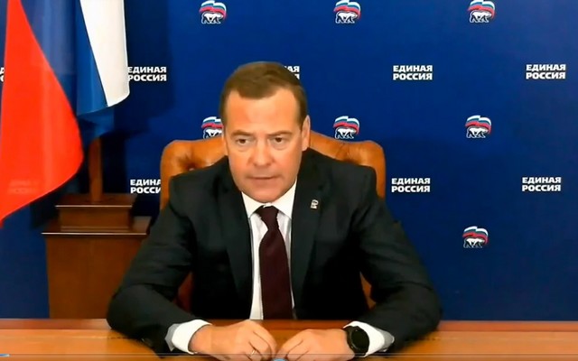 Просто оговорился, просто оговорился