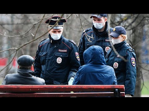 Как в России гоняют нарушителей масочного режима