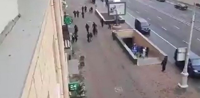 Пришла на митинг в Минске - заодно и сдала зачет по физкультуре благодаря ОМОНу