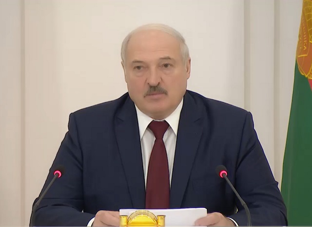 "Уехал - назад не вернёшься": Александр Лукашенко не впустит обратно в страну белорусских врачей, работающих в Европе