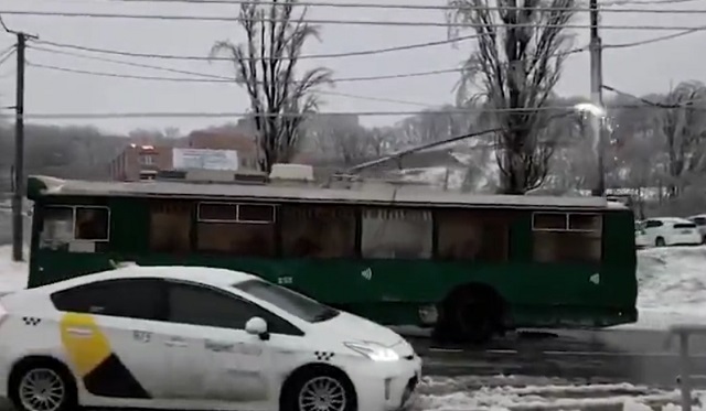 Ледяной апокалипсис во Владивостоке продолжается