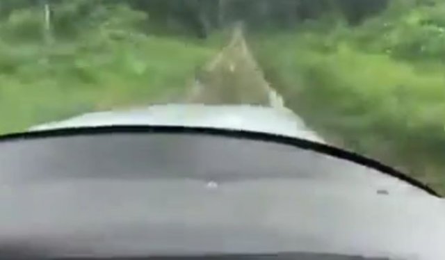 Посадка легкомоторного самолета на короткую