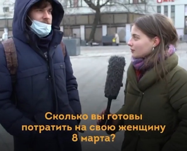 Опрос: сколько вы готовы потратить на свою женщину 8 марта?