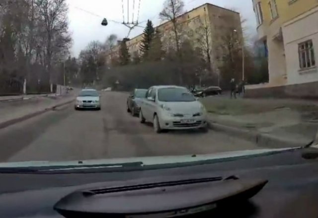 Глупое ДТП с переворотом во Львове