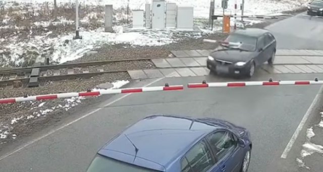 Эпичный уход от погони