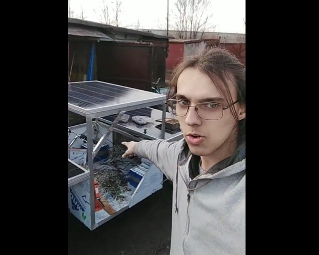 Парень собрал в своем гараже "Солнцемобиль"