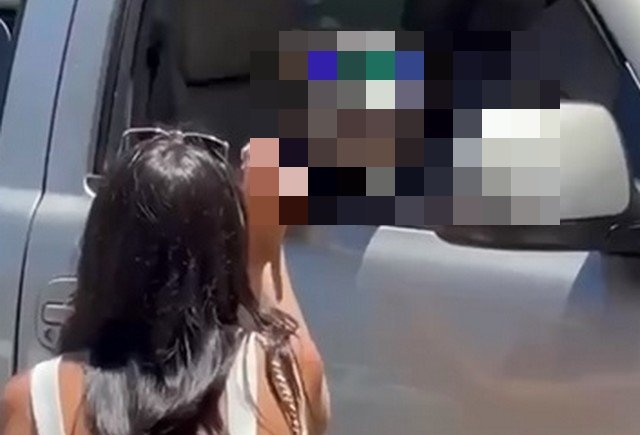 Когда ты первый парень на деревне и тебя уважают все