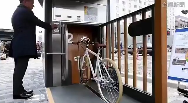 Нечего необычного, просто велопарковка в Японии