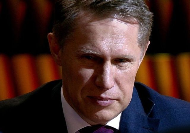 Глава Минздрава Михаил Мурашко считает, что провал вакцинации в РФ связан со "свободой слова"