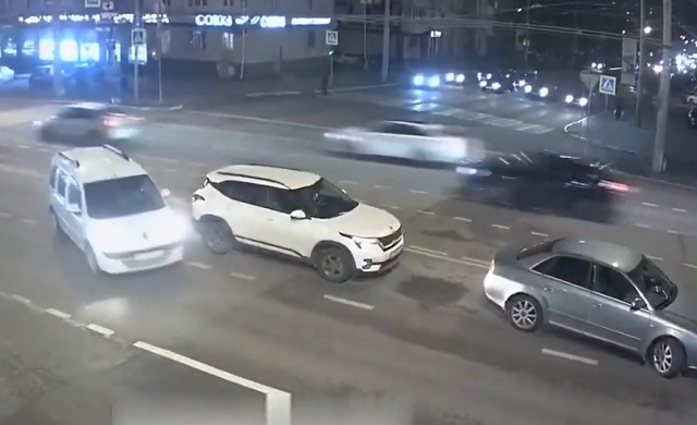 Тройное и глупое ДТП