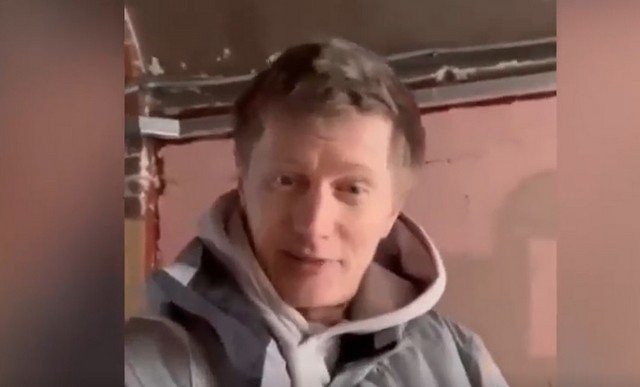 Антон Лиссов из Little Big записал обращение к губернатору Петербурга Александру Беглову