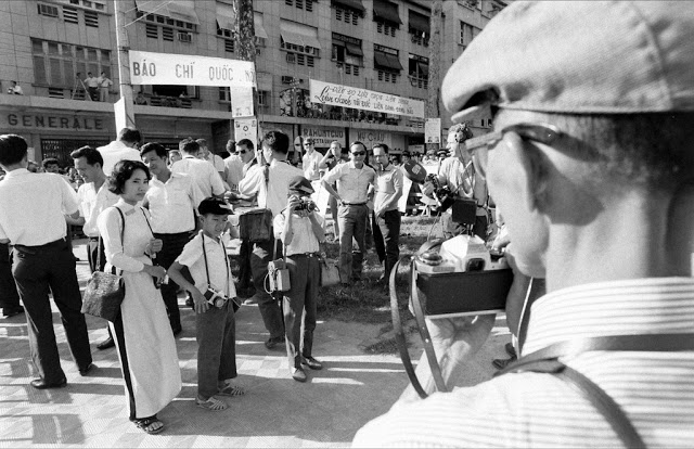 Фотография: История самого молодого фотожурналиста Вьетнама — 12-летнего Ло Мань Хунга №9 - 24warez.com