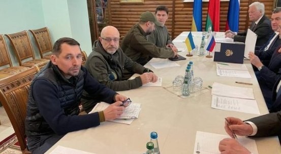 В Беловежской пуще начался второй раунд переговоров между Россией и Украиной