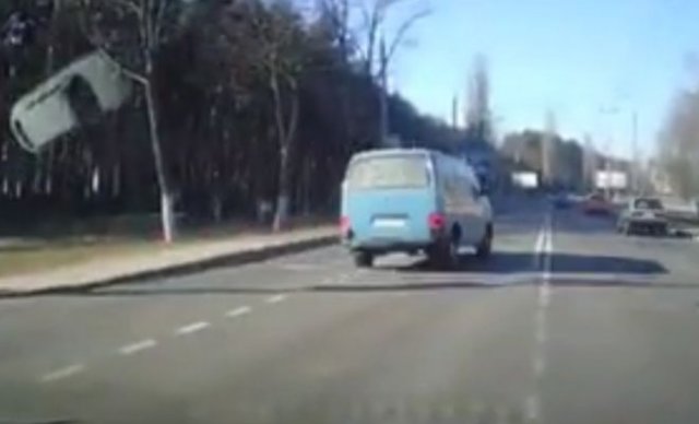 Когда забыл про правила дорожного движения