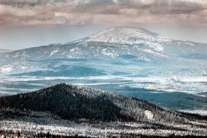 Уральская гора Ямантау, которую опасаются американцы