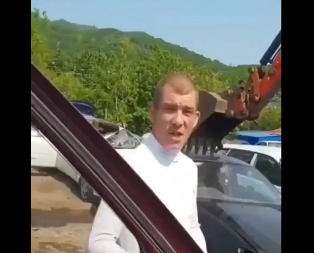 Антоха - обладатель стального черепа, который не знает преград