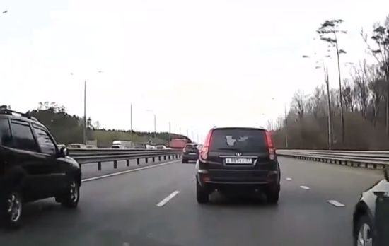 Просто "девочка" решила перестроиться
