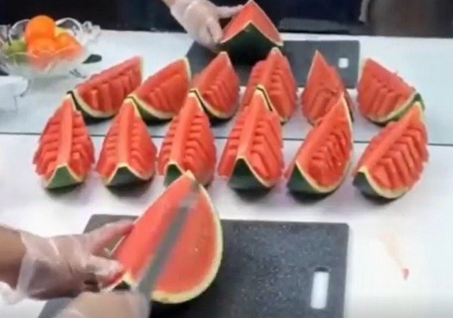 Как правильно порезать арбуз