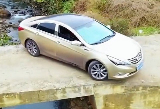 Сможет ли водитель развернуться?