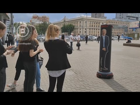 В Москве бьют Байдена по щам!