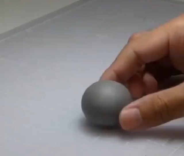Зомби-паровозик из полимерной глины