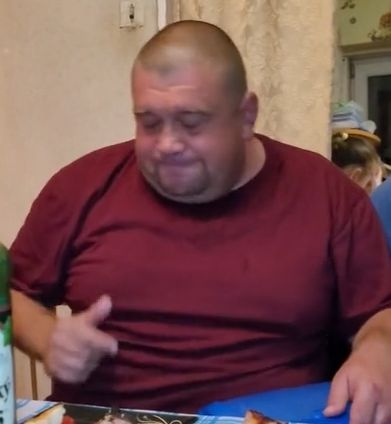 Да я с детства знаю эту песню!