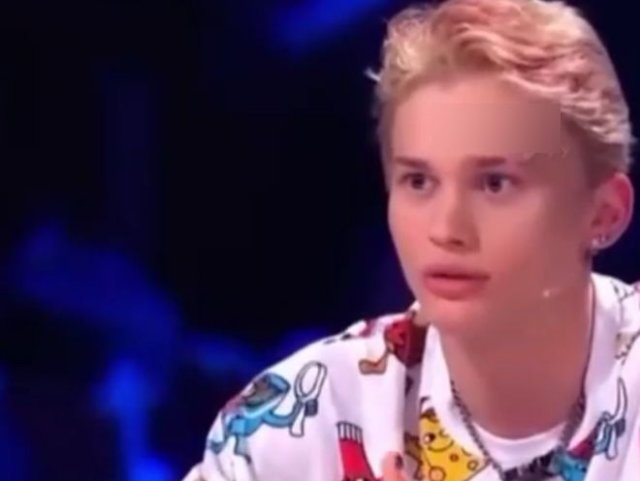 Настоящий шок: блогер Даня Милохин узнает, что в составе России есть целый остров Сахалин
