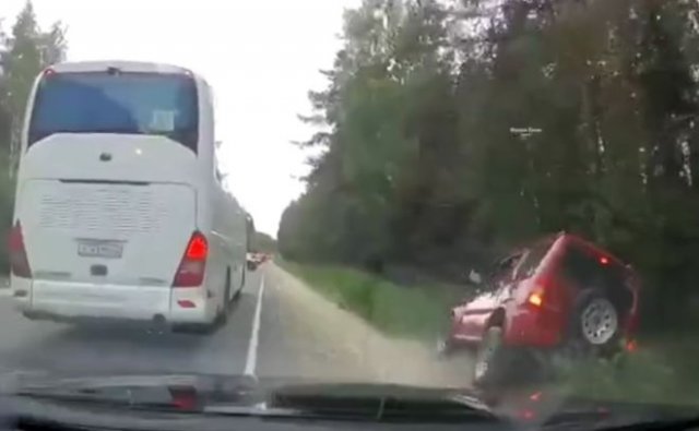 Наказал обочечника