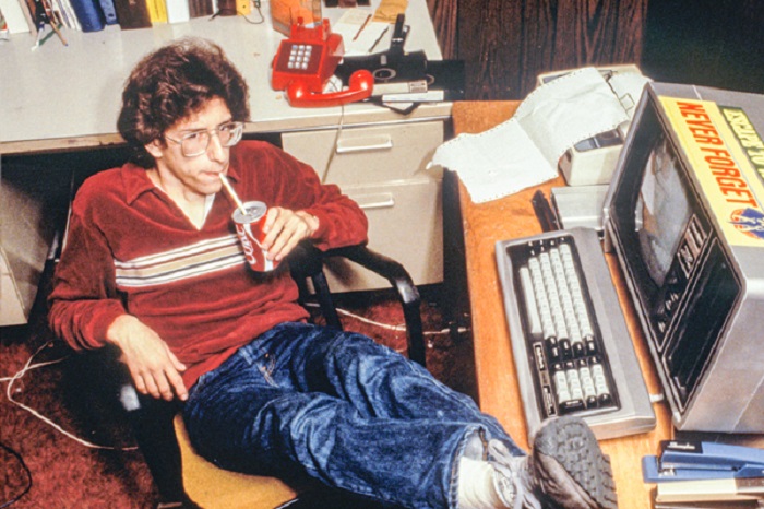 Как студент из США случайно парализовал тысячи компьютеров и навсегда изменил интернет