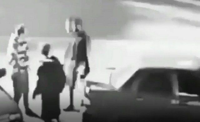 Сразу двух одним ударом